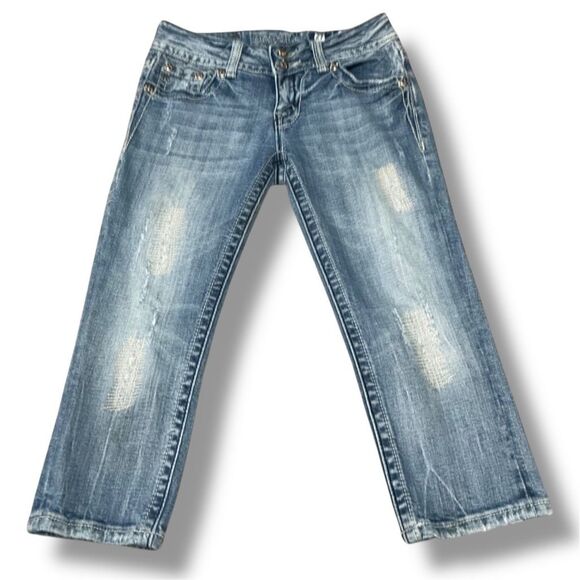 Miss Me Light Washed Distressed Signature Capri Jeans Size 27 - Picture 7 of 10